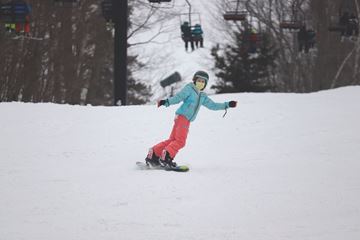 Picture of Mountain Cats Half Day Snowboard PM (Ages 3-13)